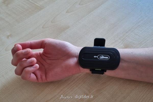 توقف علایم بیماری تورت با کمک یک دستبند هوشمند