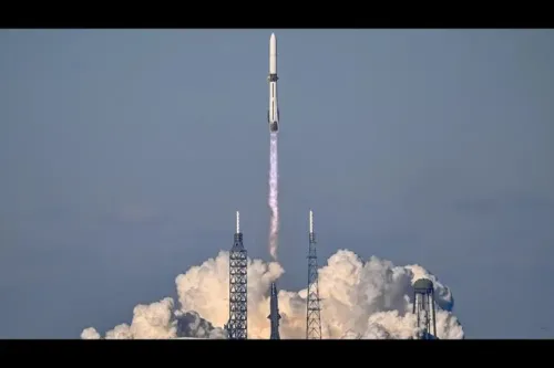 موشک نیو گلن پرتاب شد